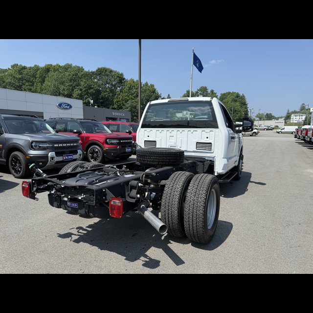 2023 Ford Super Duty F-350 DRW XL thumbnail 5