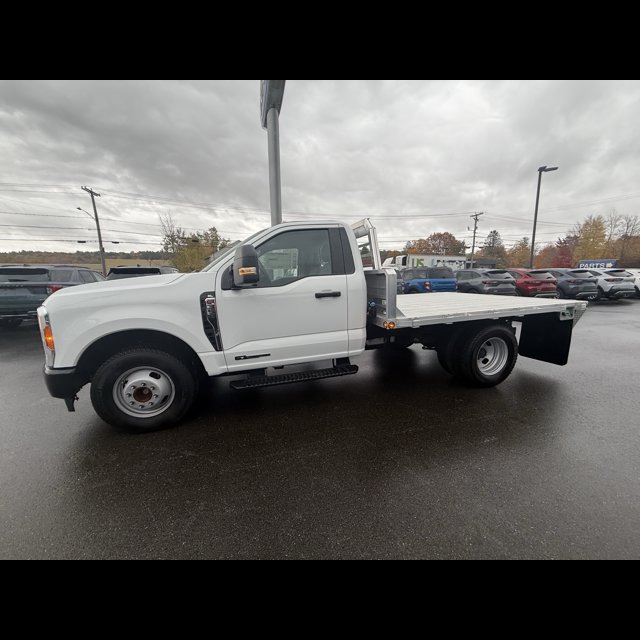 2023 Ford Super Duty F-350 DRW XL thumbnail 8