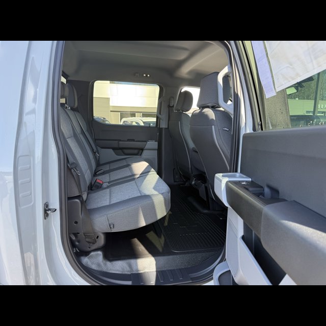 2026 Ford Super Duty F-250 SRW XL thumbnail 4