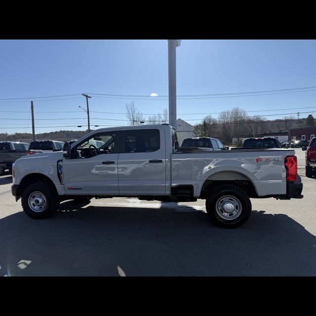 2026 Ford Super Duty F-250 SRW XL thumbnail 10