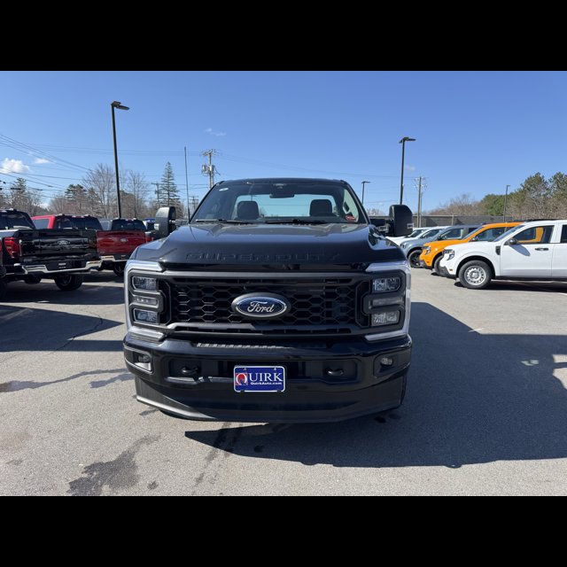 2026 Ford Super Duty F-350 SRW Base thumbnail 13