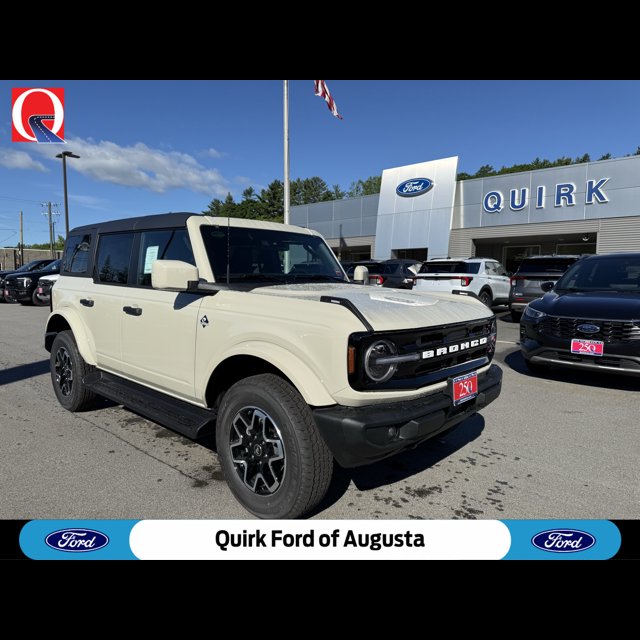 2026 Ford Bronco Outer Banks 4X4