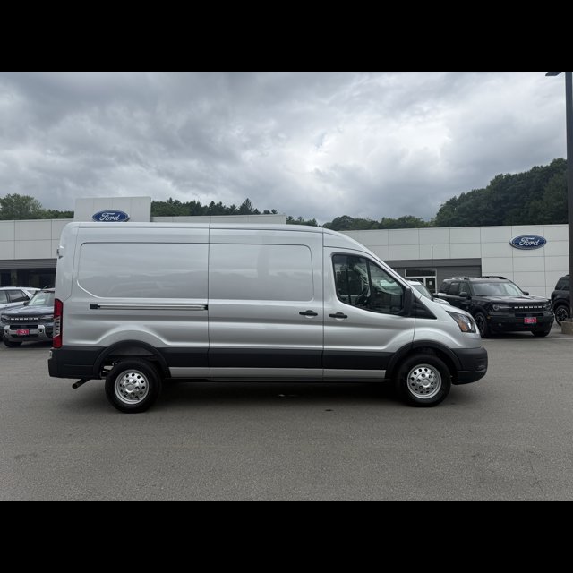 2026 Ford Transit Cargo Van Base thumbnail 2