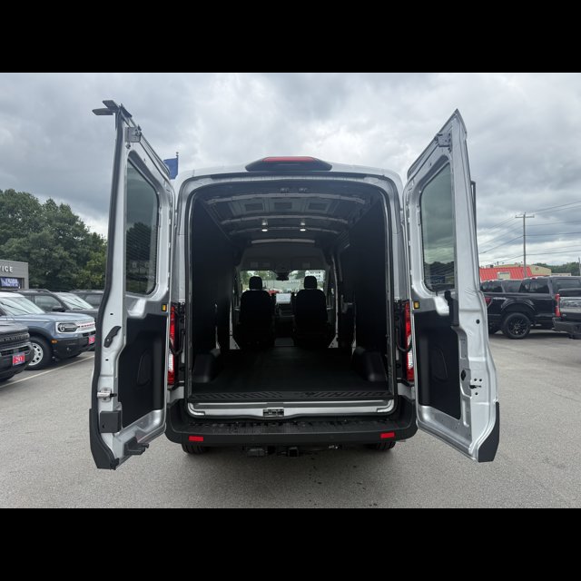 2026 Ford Transit Cargo Van Base thumbnail 9