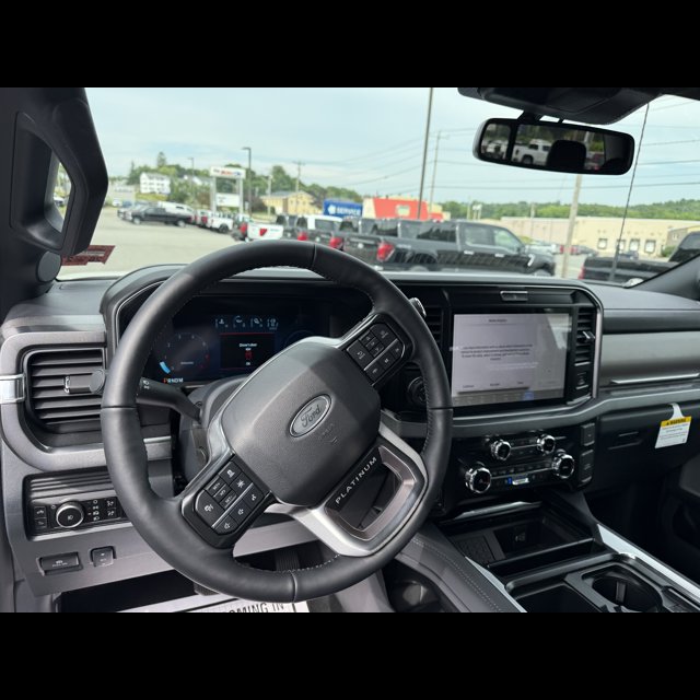 2026 Ford Super Duty F-350 SRW Base thumbnail 13