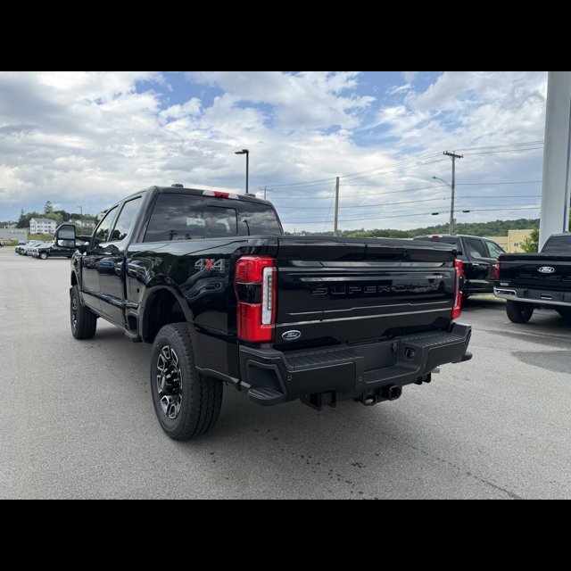 2026 Ford Super Duty F-350 SRW Base thumbnail 9
