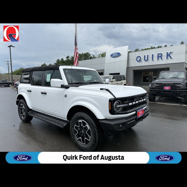 2026 Ford Bronco Outer Banks 4X4