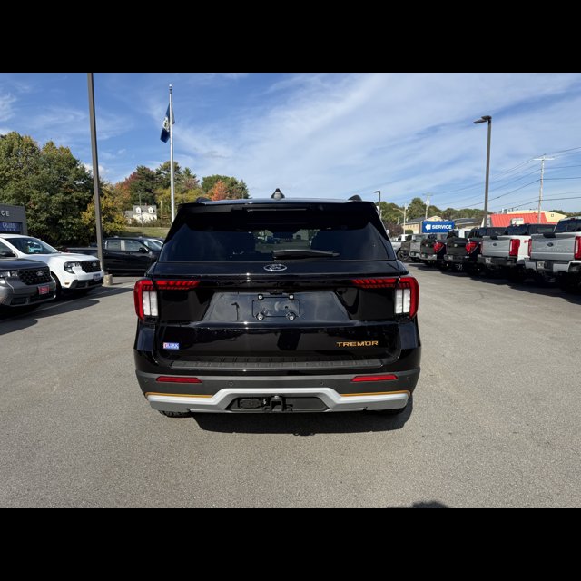 2026 Ford Explorer Tremor thumbnail 8