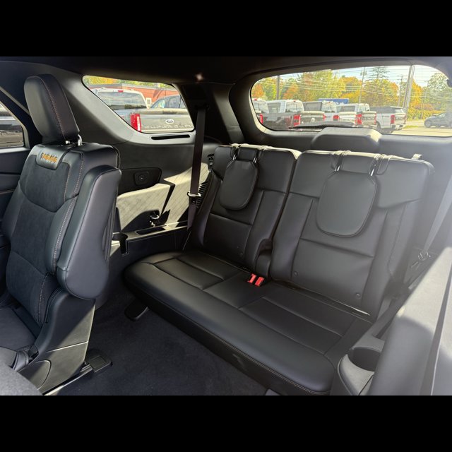 2026 Ford Explorer Tremor thumbnail 12