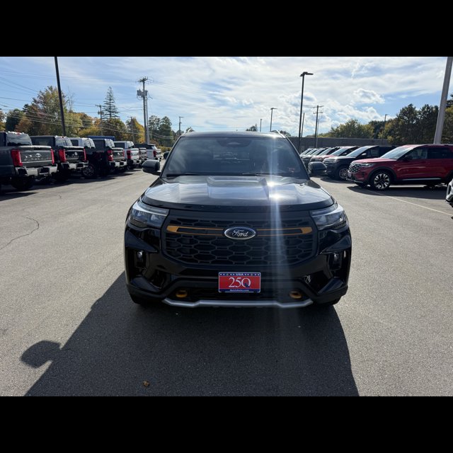 2026 Ford Explorer Tremor thumbnail 17