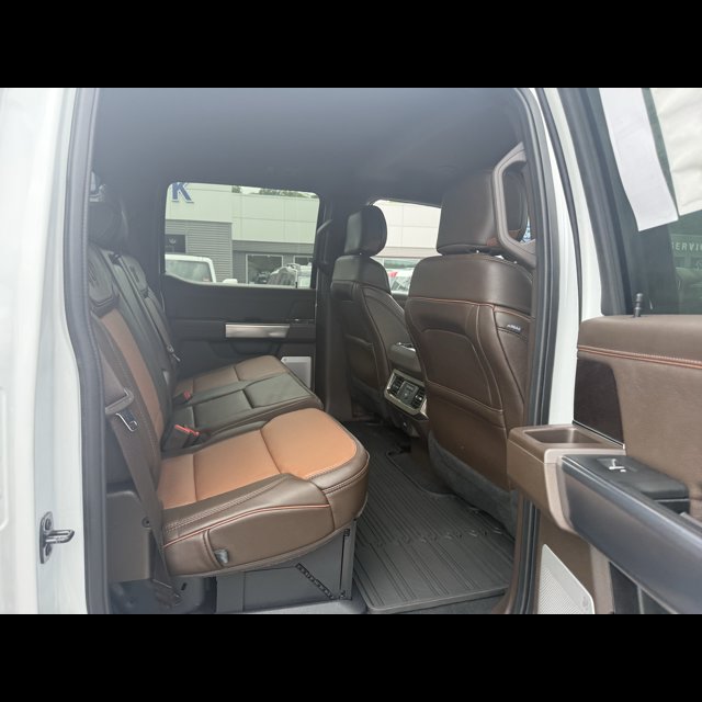 2026 Ford Super Duty F-250 SRW Base thumbnail 5