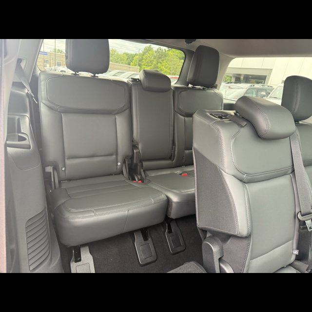 2027 Ford Expedition Active thumbnail 6