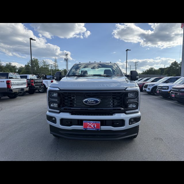 2026 Ford Super Duty F-250 SRW Base thumbnail 13
