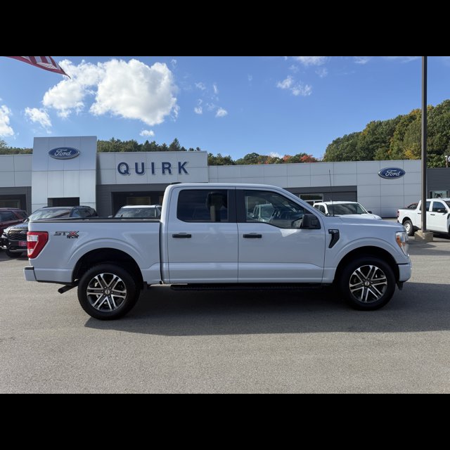 2022 Ford F-150 XL thumbnail 2