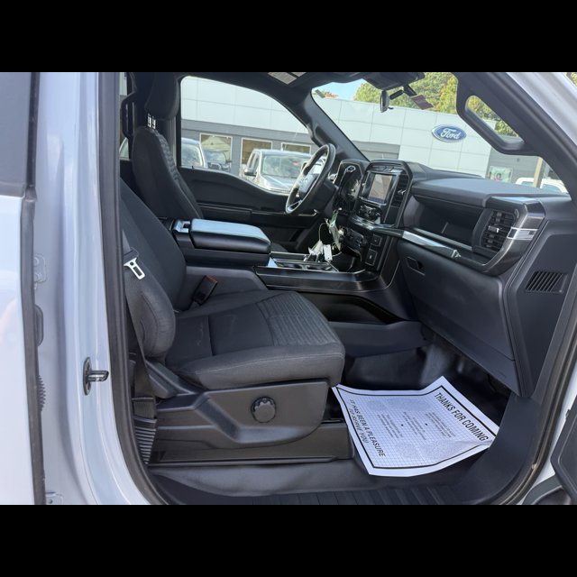 2022 Ford F-150 XL thumbnail 3