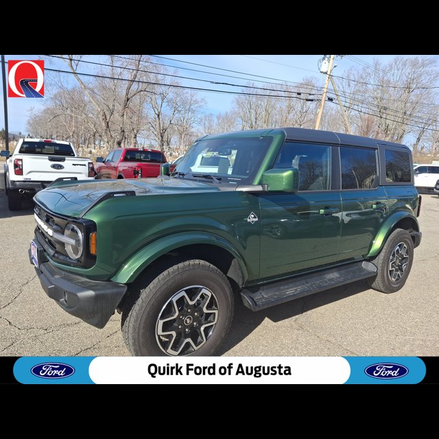 2025 Ford Bronco Outer Banks 4X4
