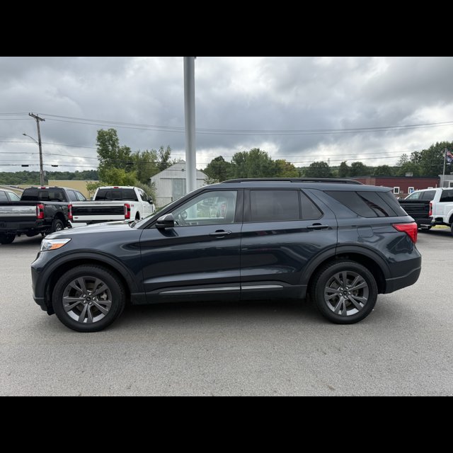 2023 Ford Explorer XLT thumbnail 11