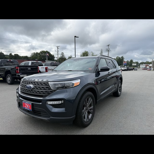 2023 Ford Explorer XLT thumbnail 16