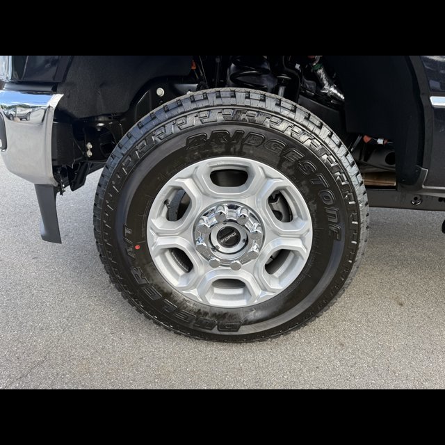 2026 Ford Super Duty F-250 SRW Base thumbnail 14