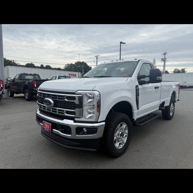 2026 Ford Super Duty F-350 SRW Base thumbnail 12