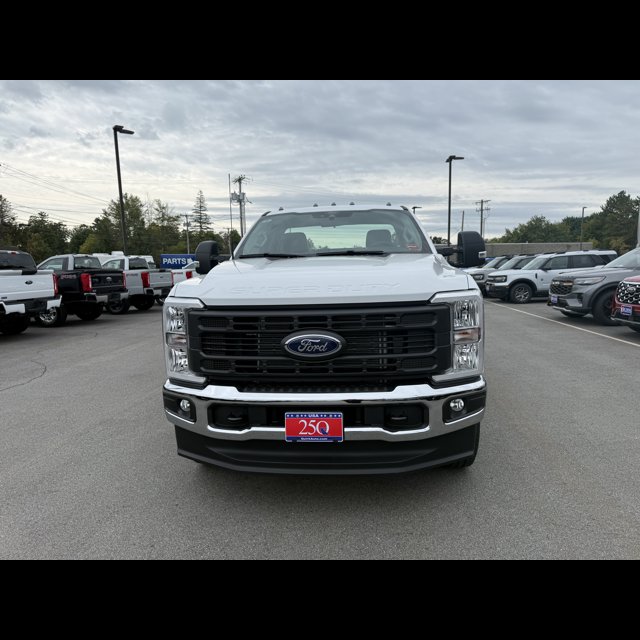 2026 Ford Super Duty F-250 SRW Base thumbnail 13