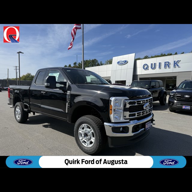 2027 Ford Super Duty F-350 SRW Base