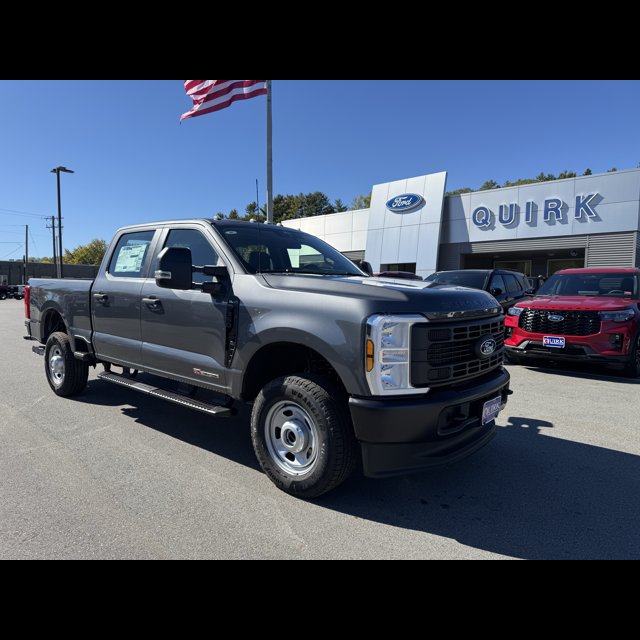 2027 Ford Super Duty F-350 SRW Base