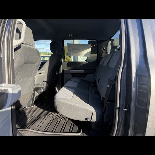 2026 Ford Super Duty F-350 SRW XLT thumbnail 12