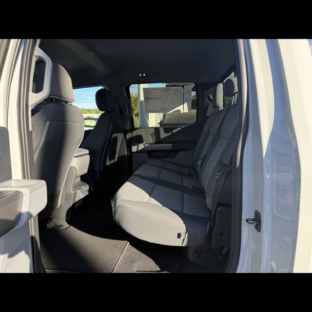 2026 Ford Super Duty F-350 SRW Base thumbnail 11