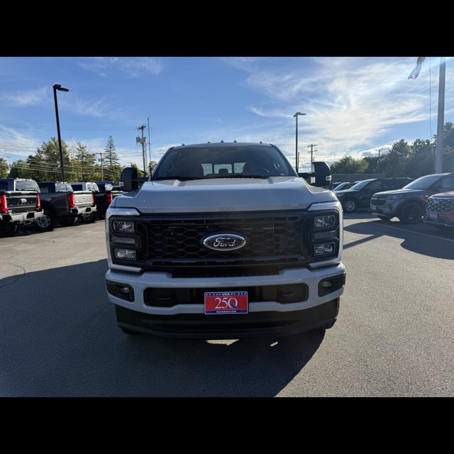 2026 Ford Super Duty F-350 SRW Base thumbnail 15