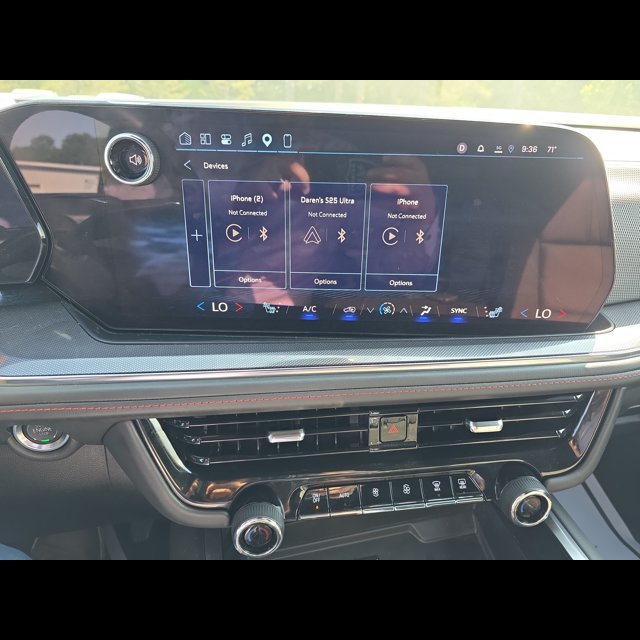 2026 Chevrolet Suburban RST thumbnail 15