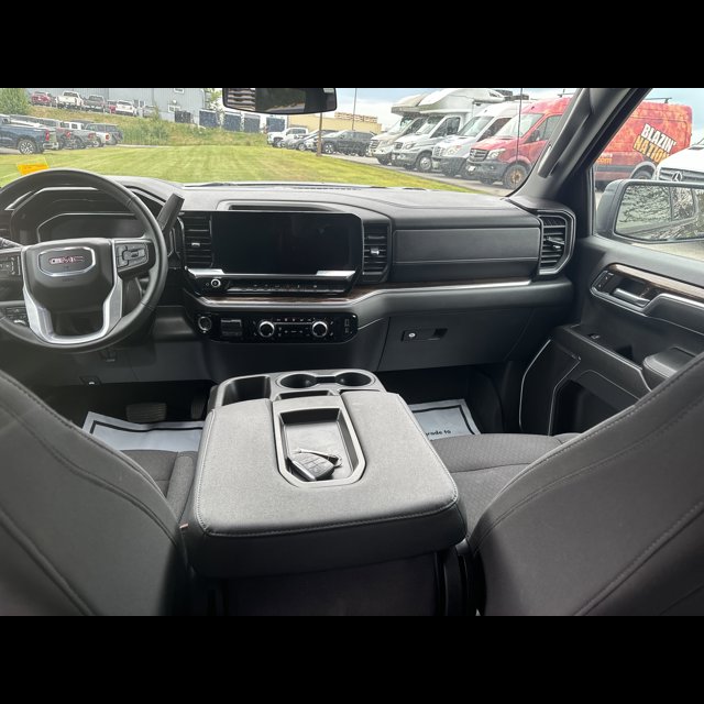 2024 GMC Sierra 1500 Elevation thumbnail 12