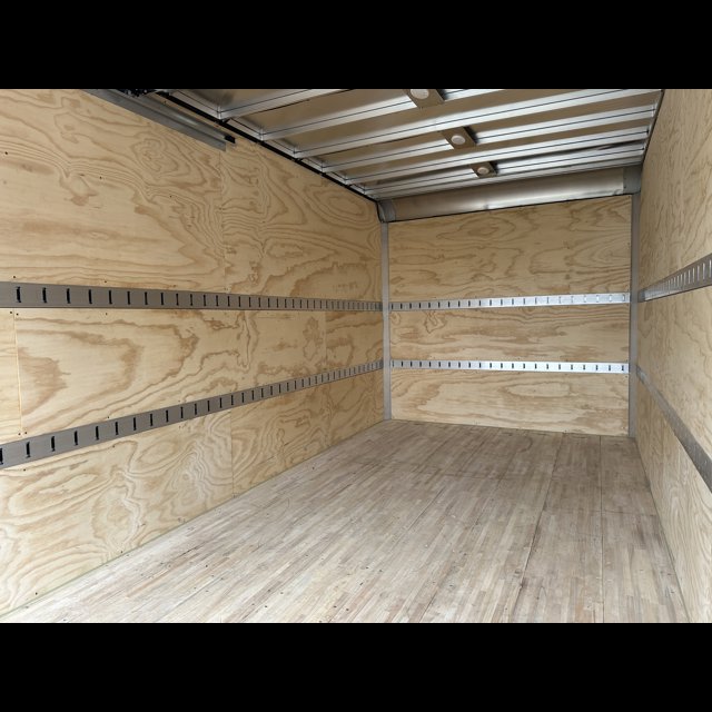 2025 Chevrolet 4500 HD LCF Diesel Base thumbnail 6