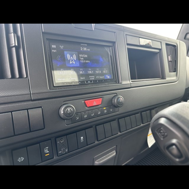 2025 Chevrolet 4500 HD LCF Diesel Base thumbnail 14