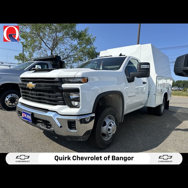 2025 Chevrolet Silverado 3500HD CC Work Truck