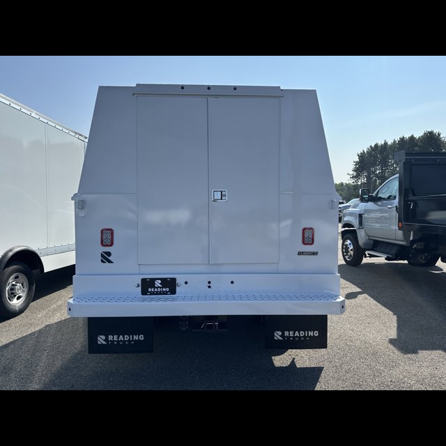 2025 Chevrolet Silverado 3500HD CC Work Truck thumbnail 3