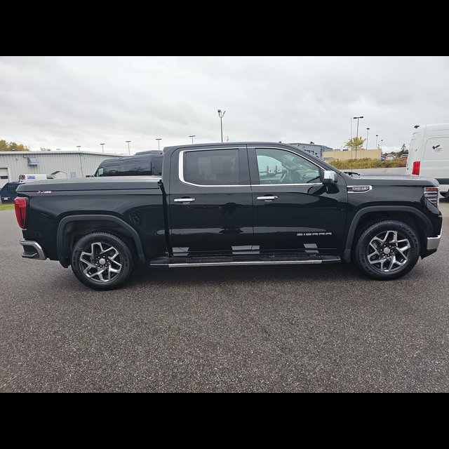 2023 GMC Sierra 1500 SLT thumbnail 6