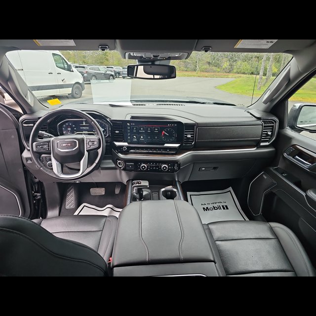 2023 GMC Sierra 1500 SLT thumbnail 13