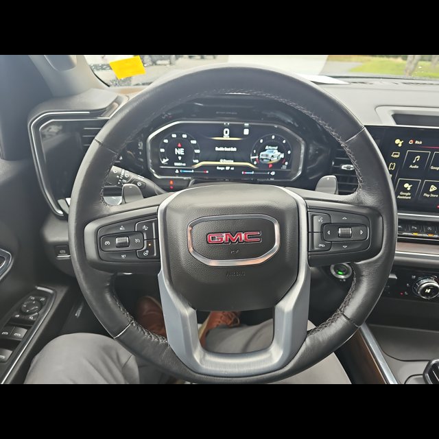 2023 GMC Sierra 1500 SLT thumbnail 14