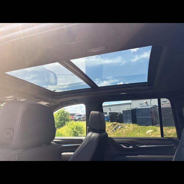 2023 GMC Yukon XL Denali thumbnail 13