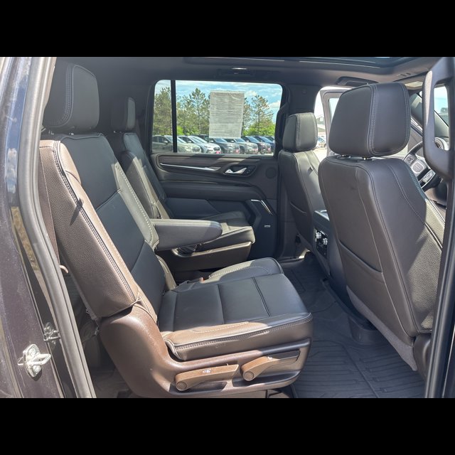 2023 GMC Yukon XL Denali thumbnail 18