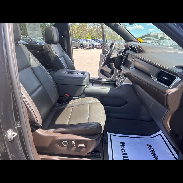 2023 GMC Yukon XL Denali thumbnail 19