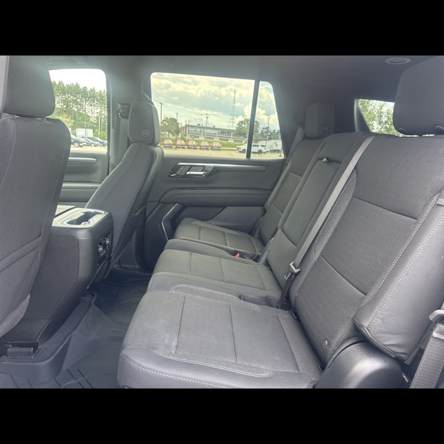 2026 Chevrolet Tahoe LS thumbnail 8