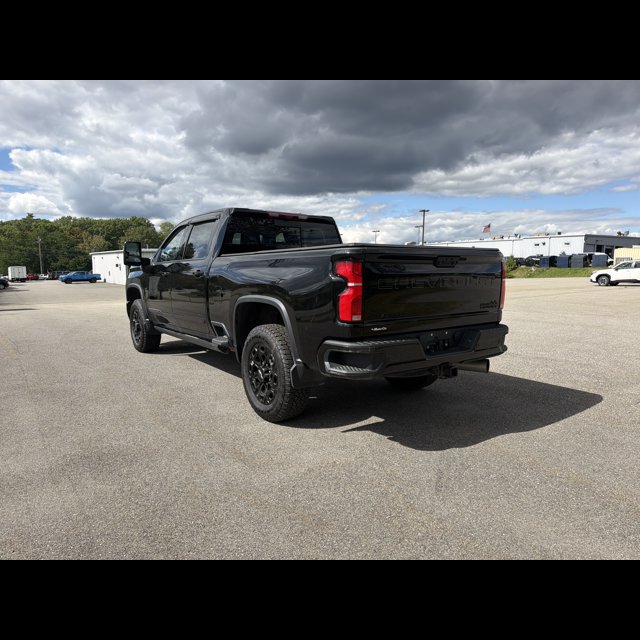 2024 Chevrolet Silverado 2500HD High Country thumbnail 3