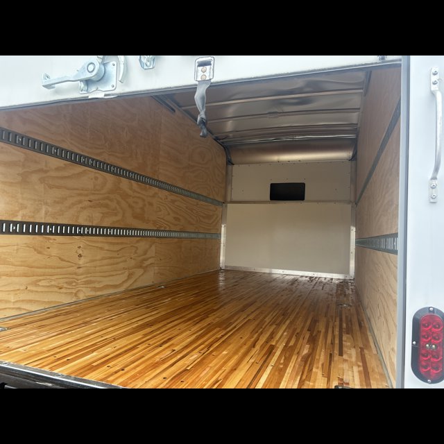 2026 Chevrolet Express Commercial Cutaway Base thumbnail 4