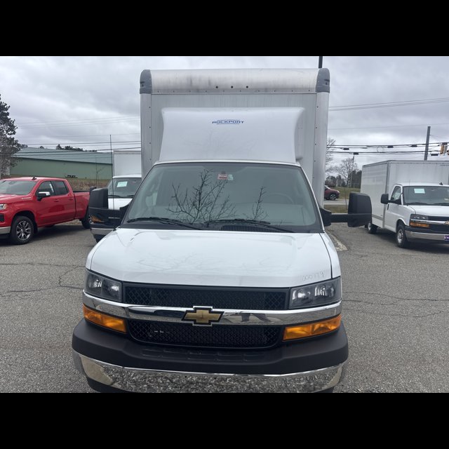 2026 Chevrolet Express Commercial Cutaway Base thumbnail 7