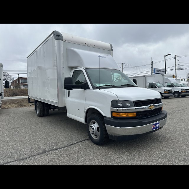 2026 Chevrolet Express Commercial Cutaway Base thumbnail 8