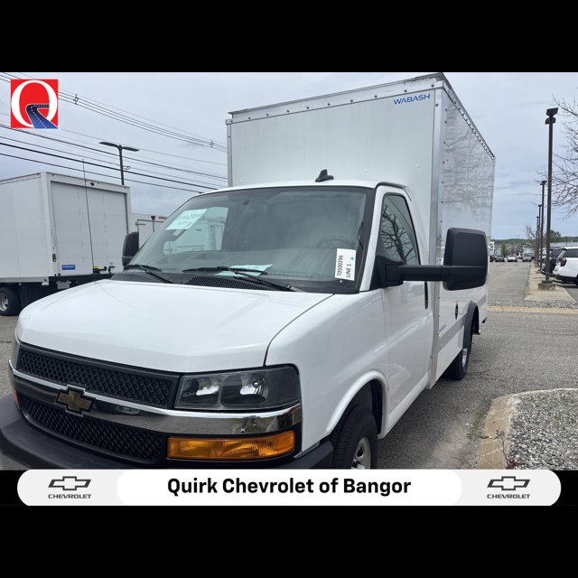 2025 Chevrolet Express Commercial Cutaway Base
