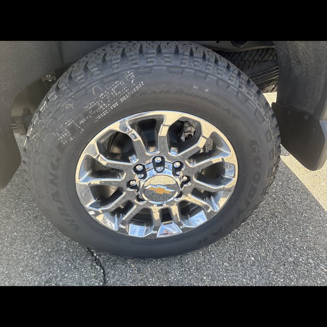 2026 Chevrolet Silverado 2500HD LTZ thumbnail 16