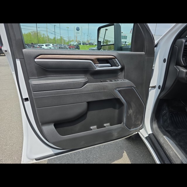 2025 Chevrolet Silverado 2500HD LT thumbnail 8
